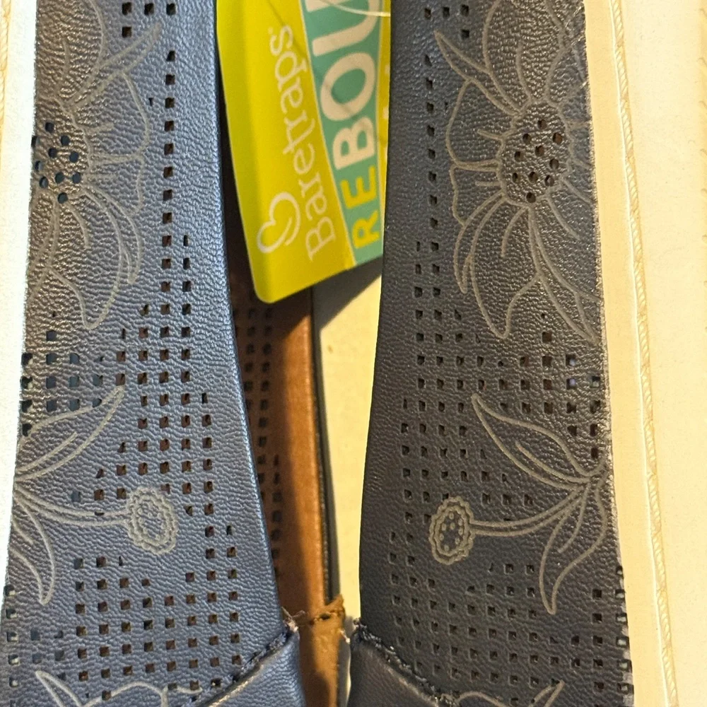 Beartrap "Nadra" slip ons size 8M - Picture 9 of 12